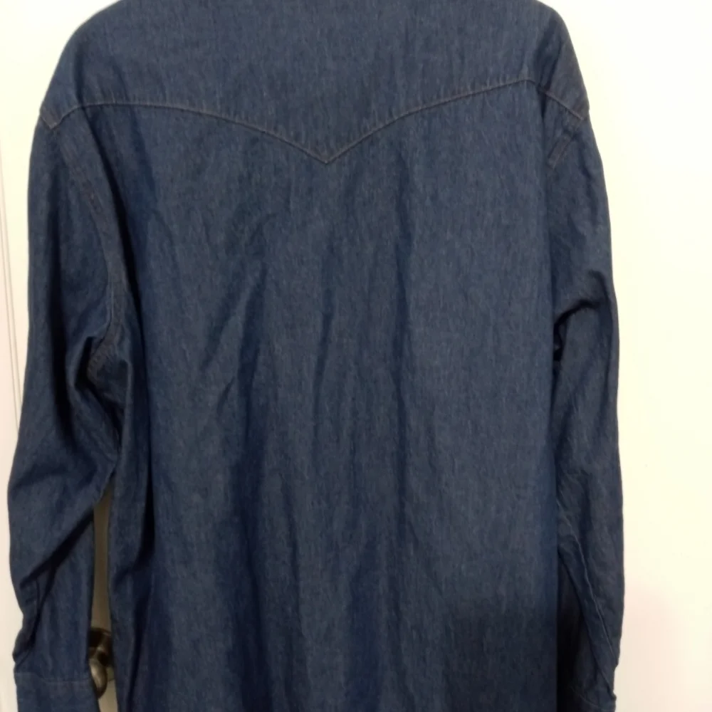 Wrangler pearl button long sleeve denim shirt jacket